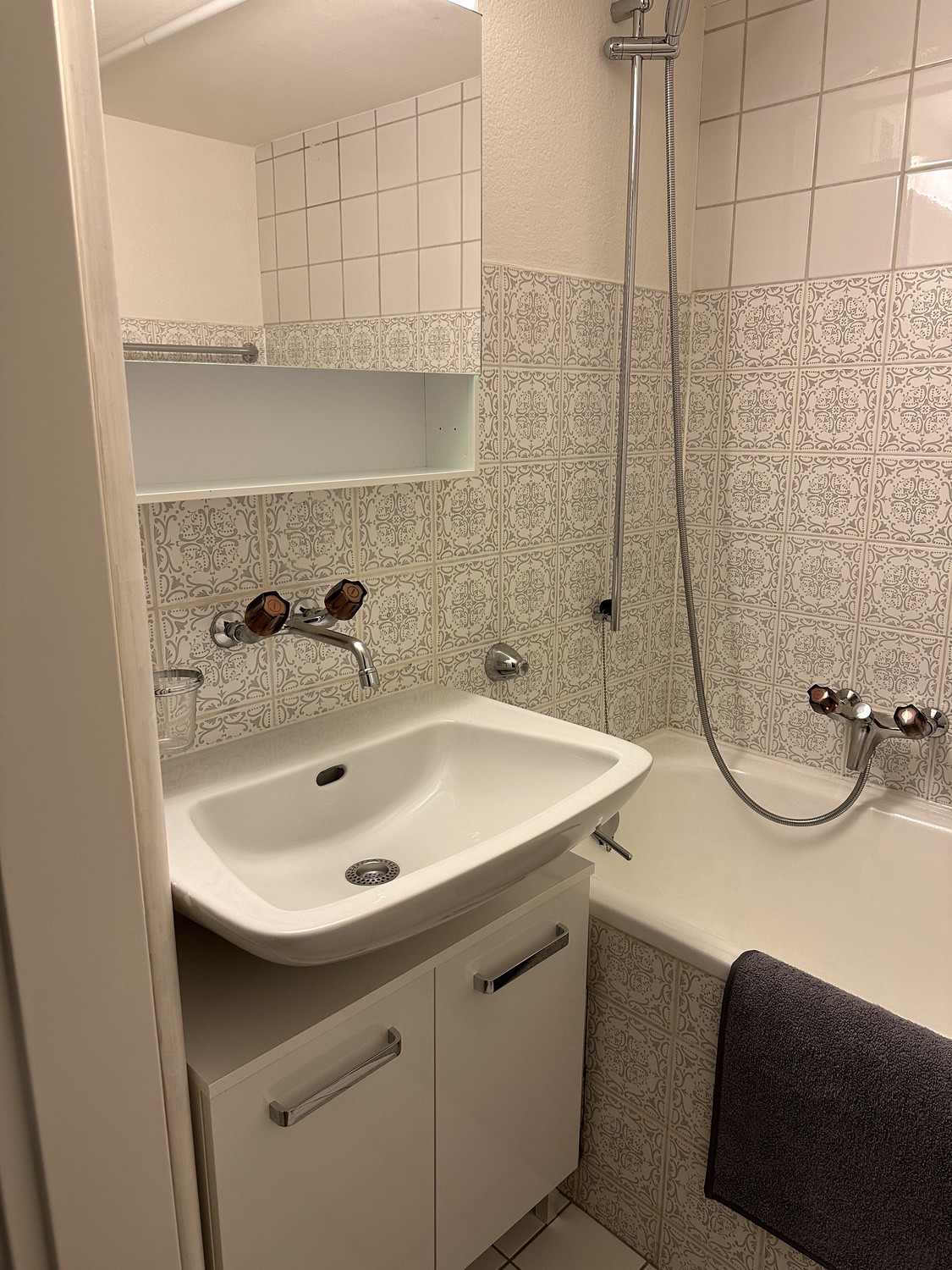 1 room apartment, Foto 7 von 10