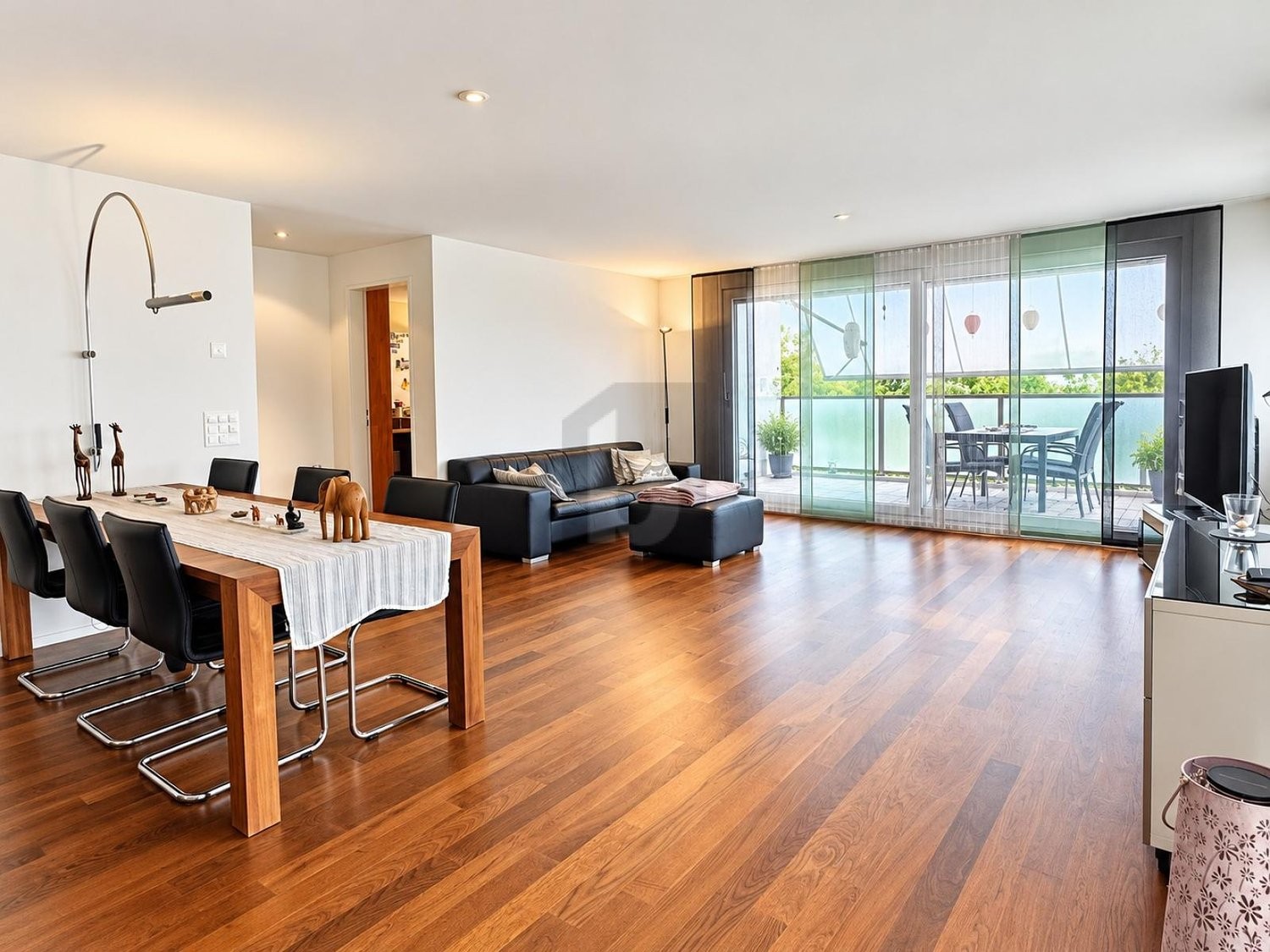 2 ½ rooms furnished flat, Foto 2 von 4