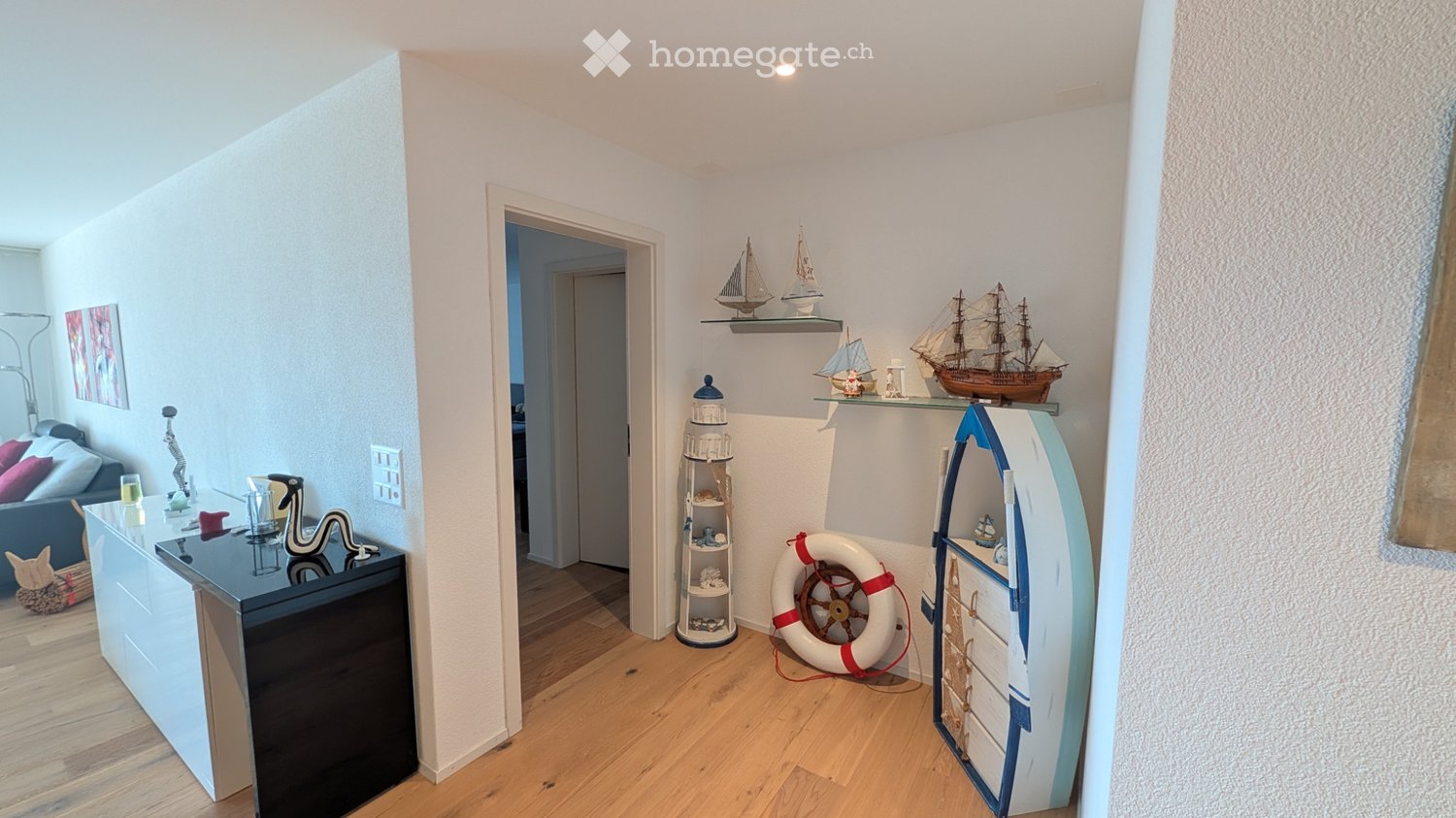 6 rooms apartment