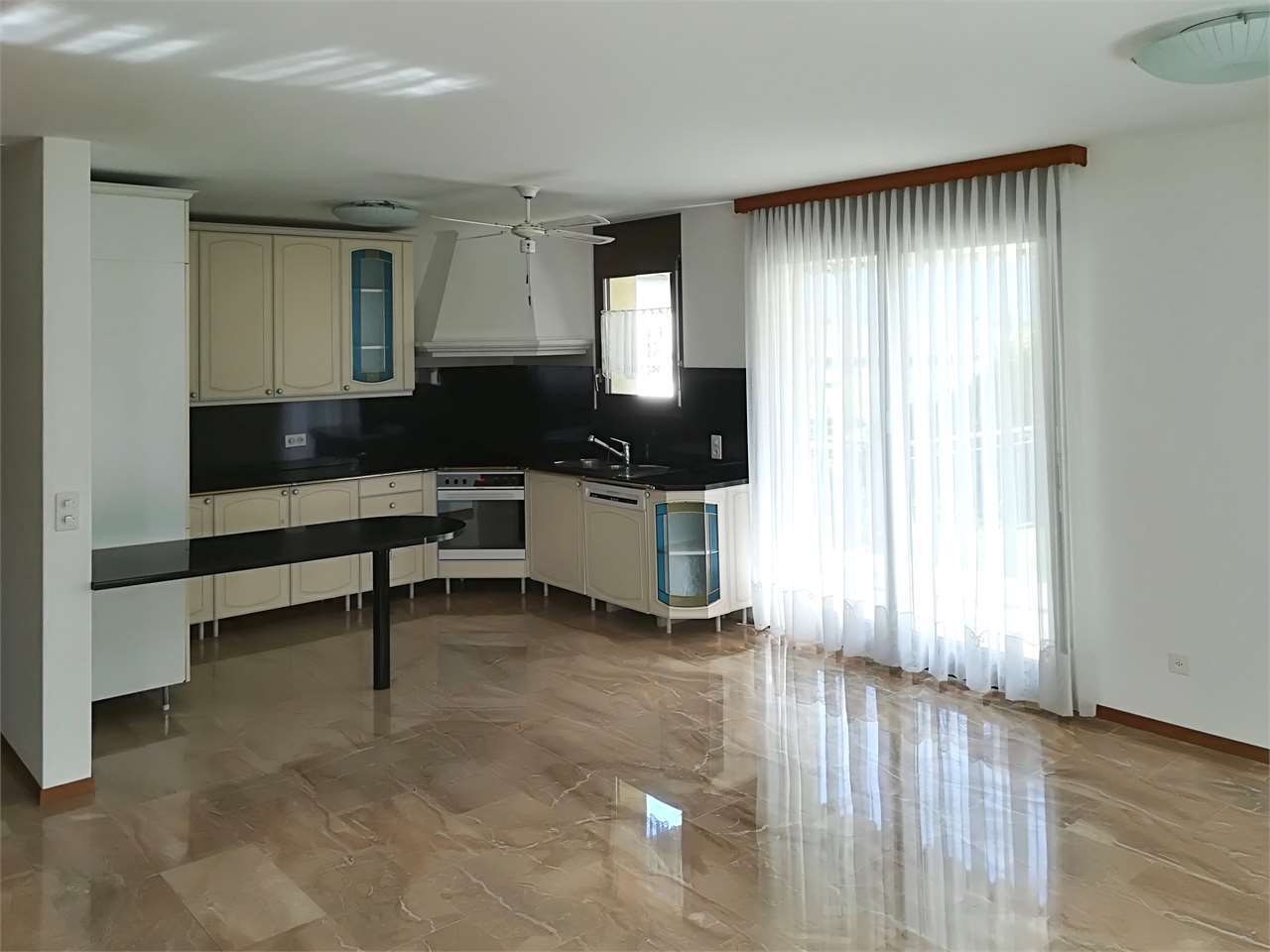 3 ½ Zimmer-Wohnung, Foto 1 von 10