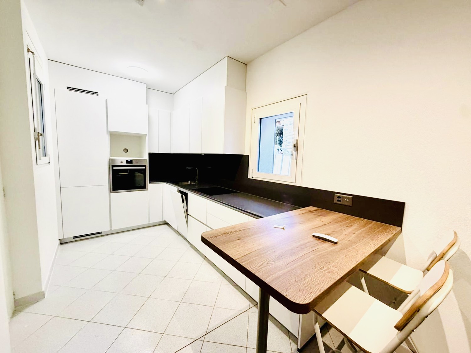 2 rooms apartment, Foto 1 von 10