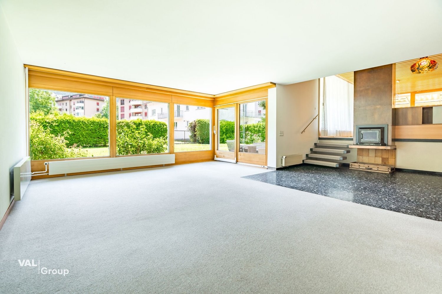 Immeuble d'habitation/commercial, photo 2 sur 10