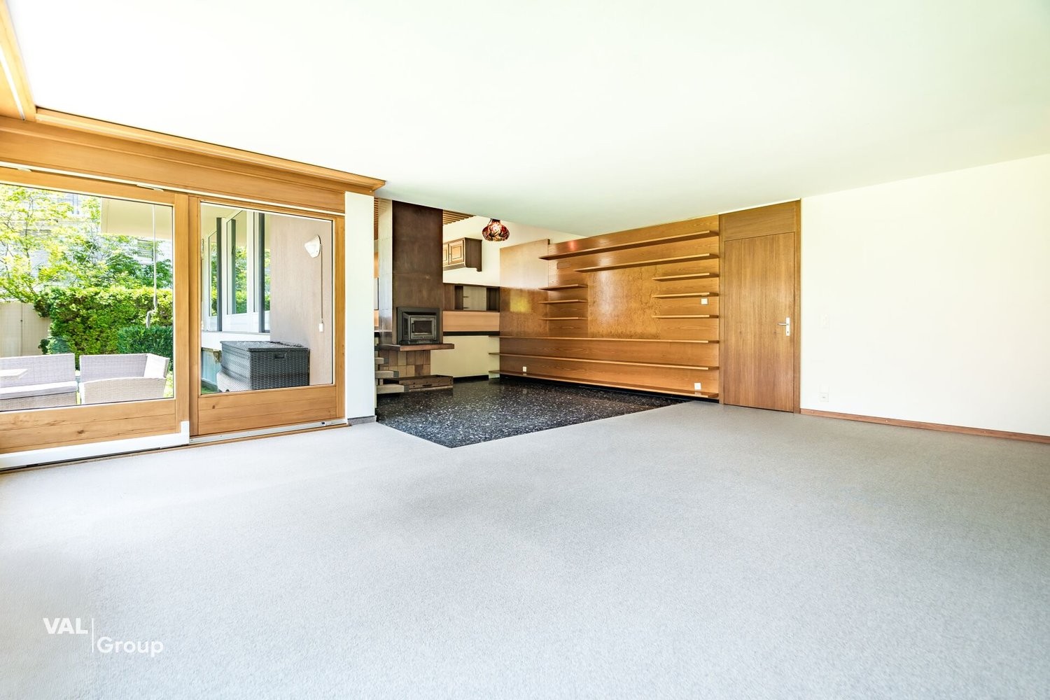 Immeuble d'habitation/commercial, photo 3 sur 10