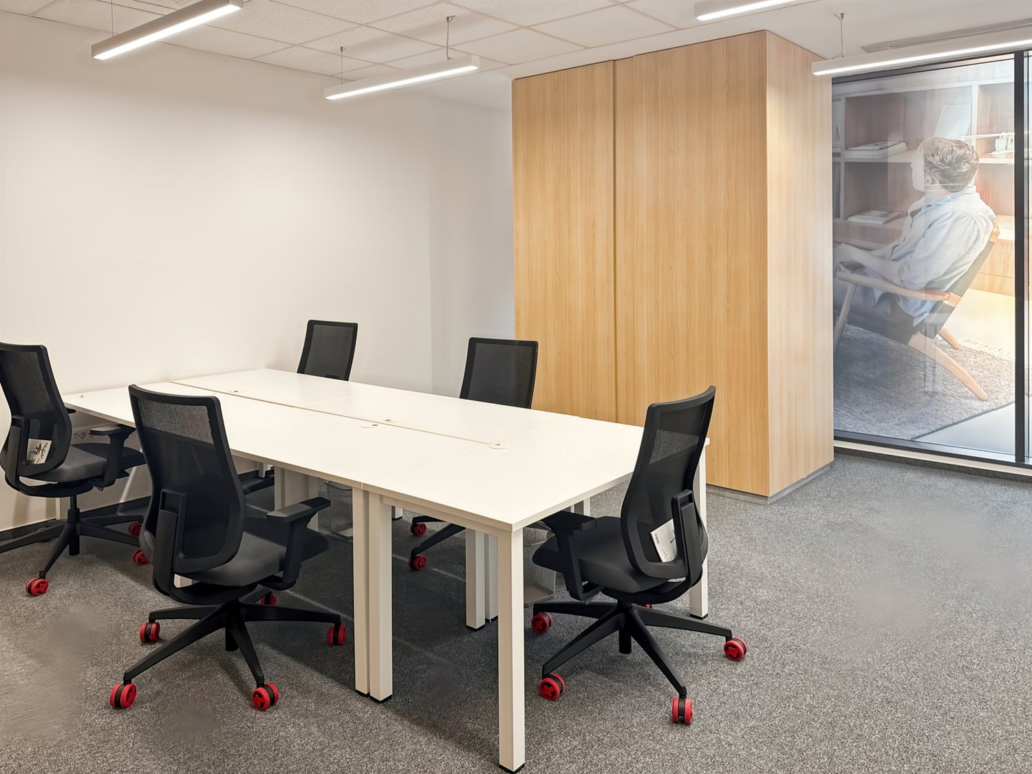 Office, Foto 1 von 8