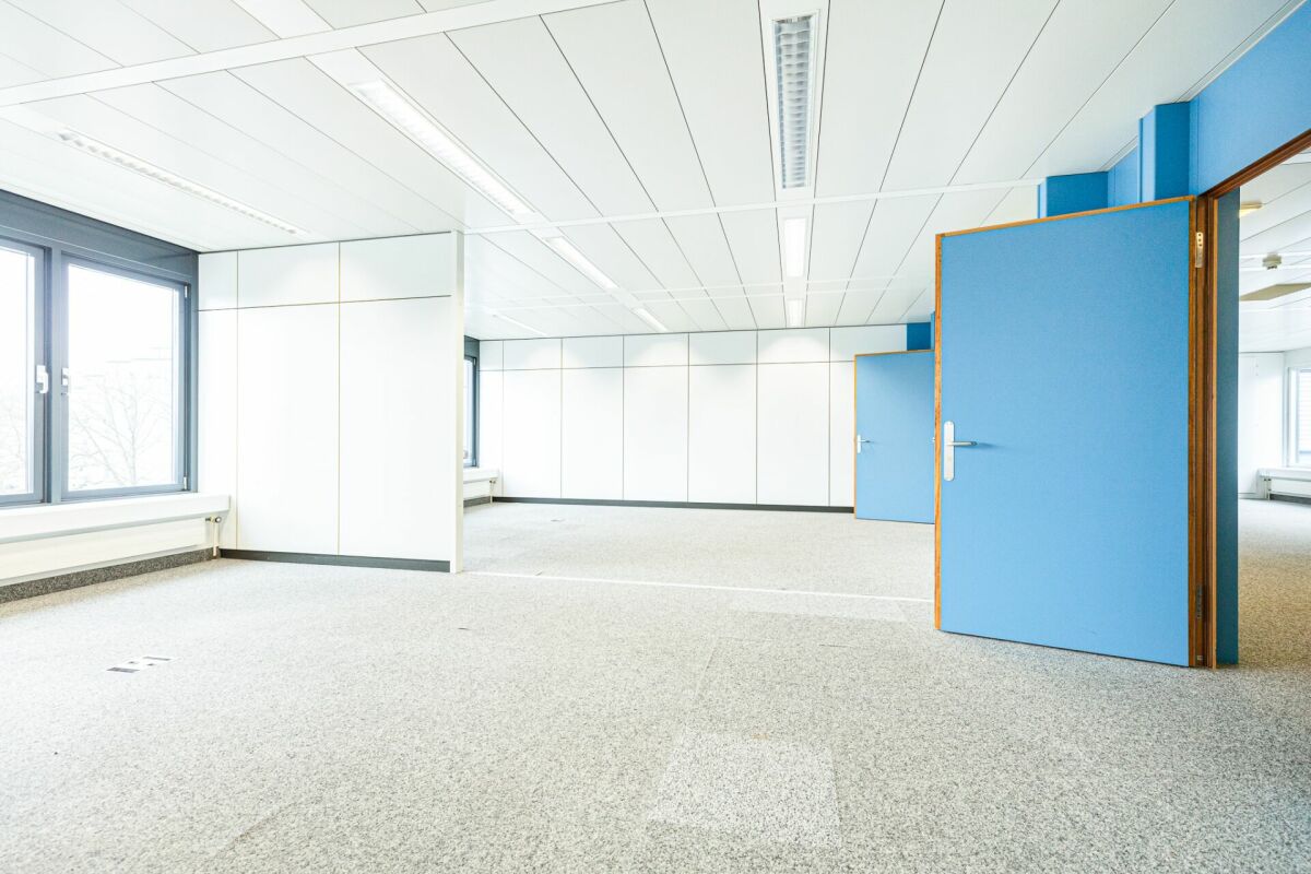 2977m² office, Foto 1 von 3