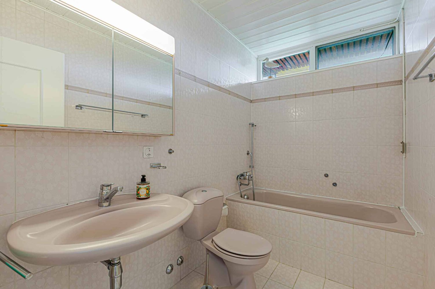 4 rooms apartment