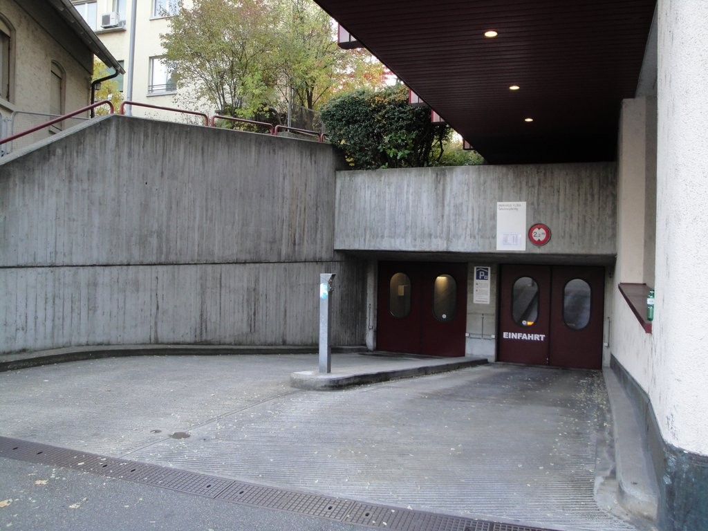 Underground slot, Foto 2 von 2
