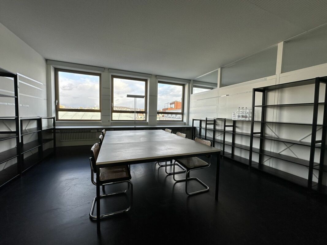 318m² office, Foto 5 von 5