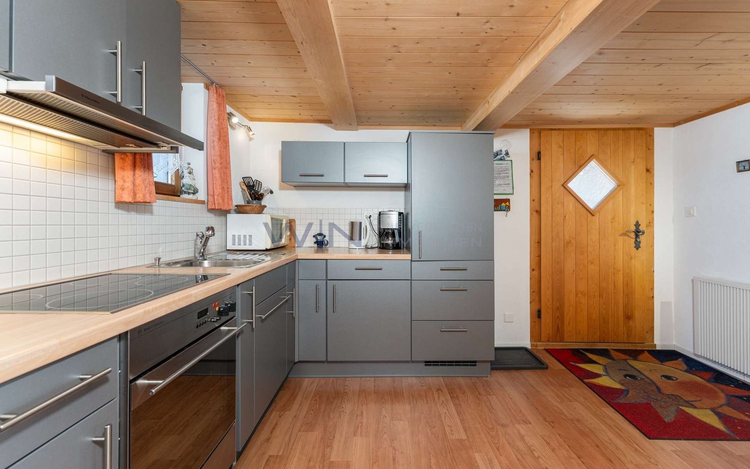 Casa multifamiliare con 9 locali, foto 8 di 10