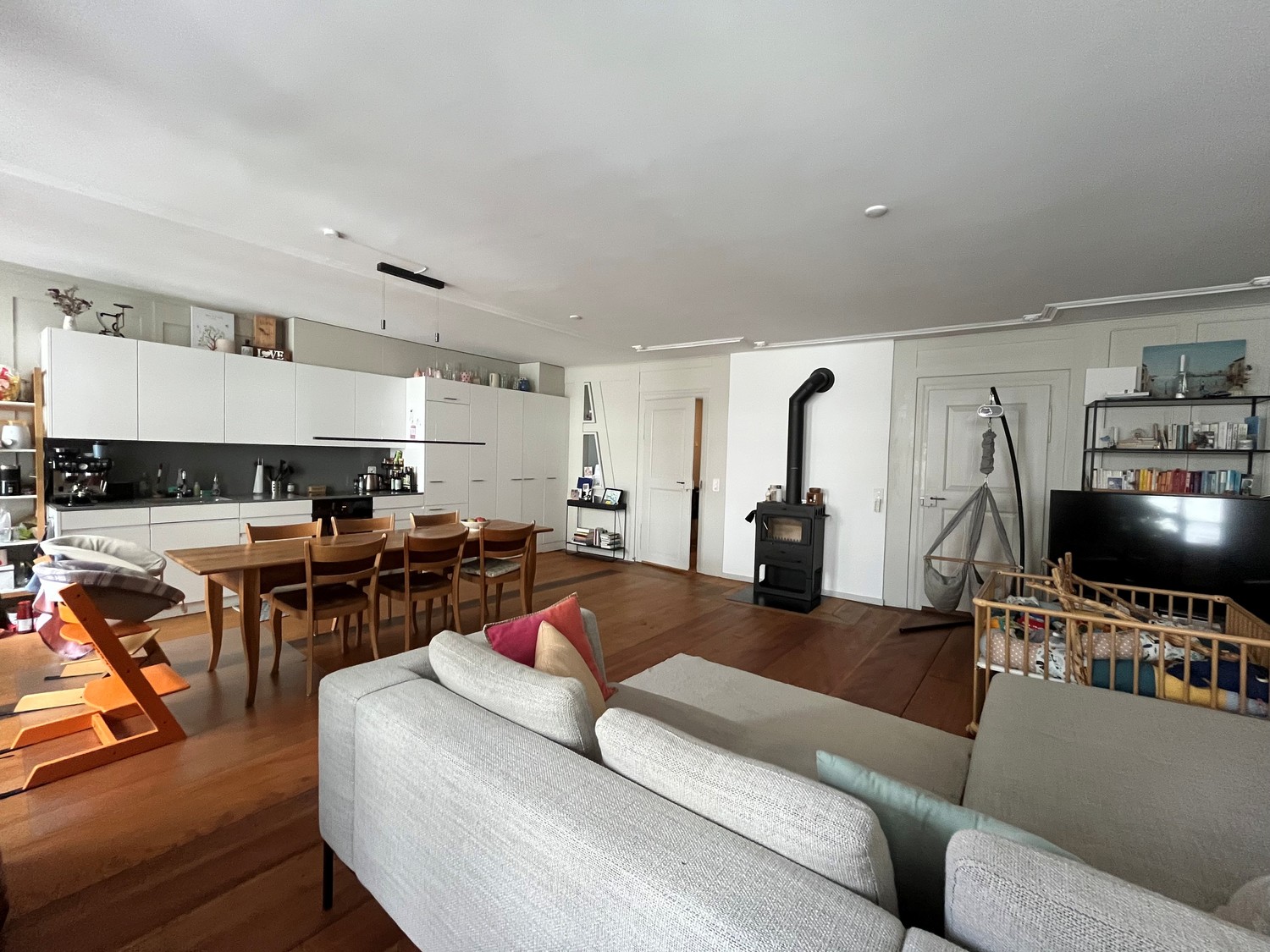 3 rooms apartment, Foto 1 von 7