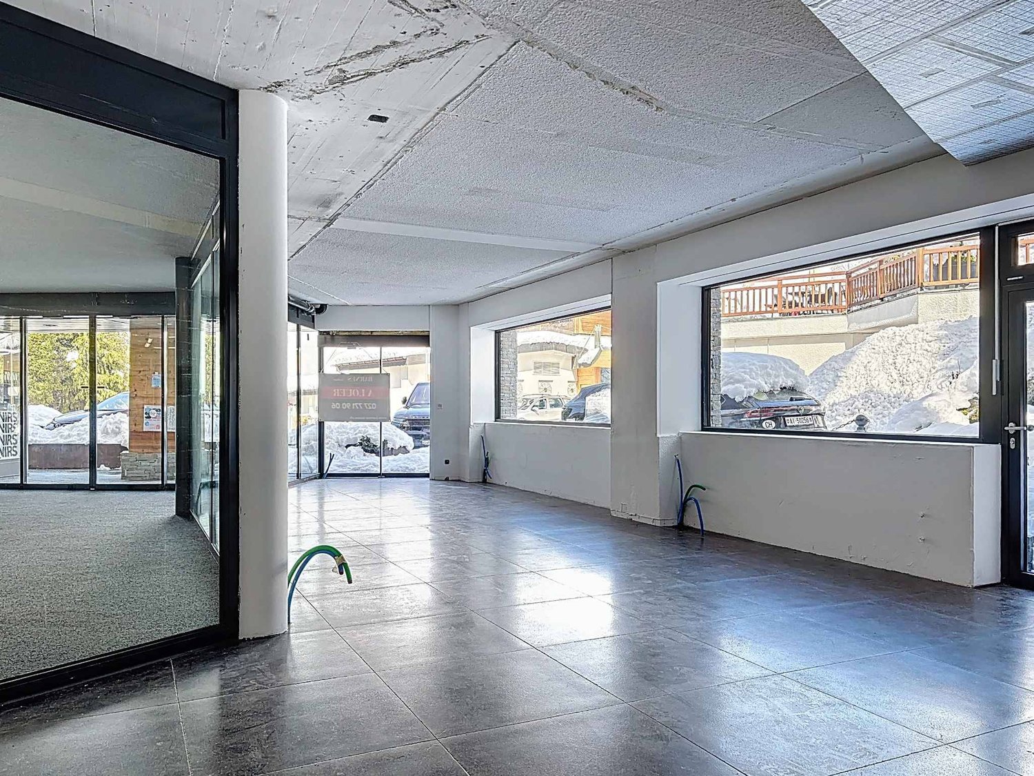 124m² shopping centre, Foto 4 von 4