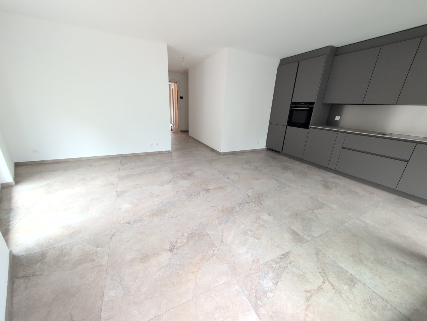 3 ½ Zimmer-Wohnung, Foto 4 von 10