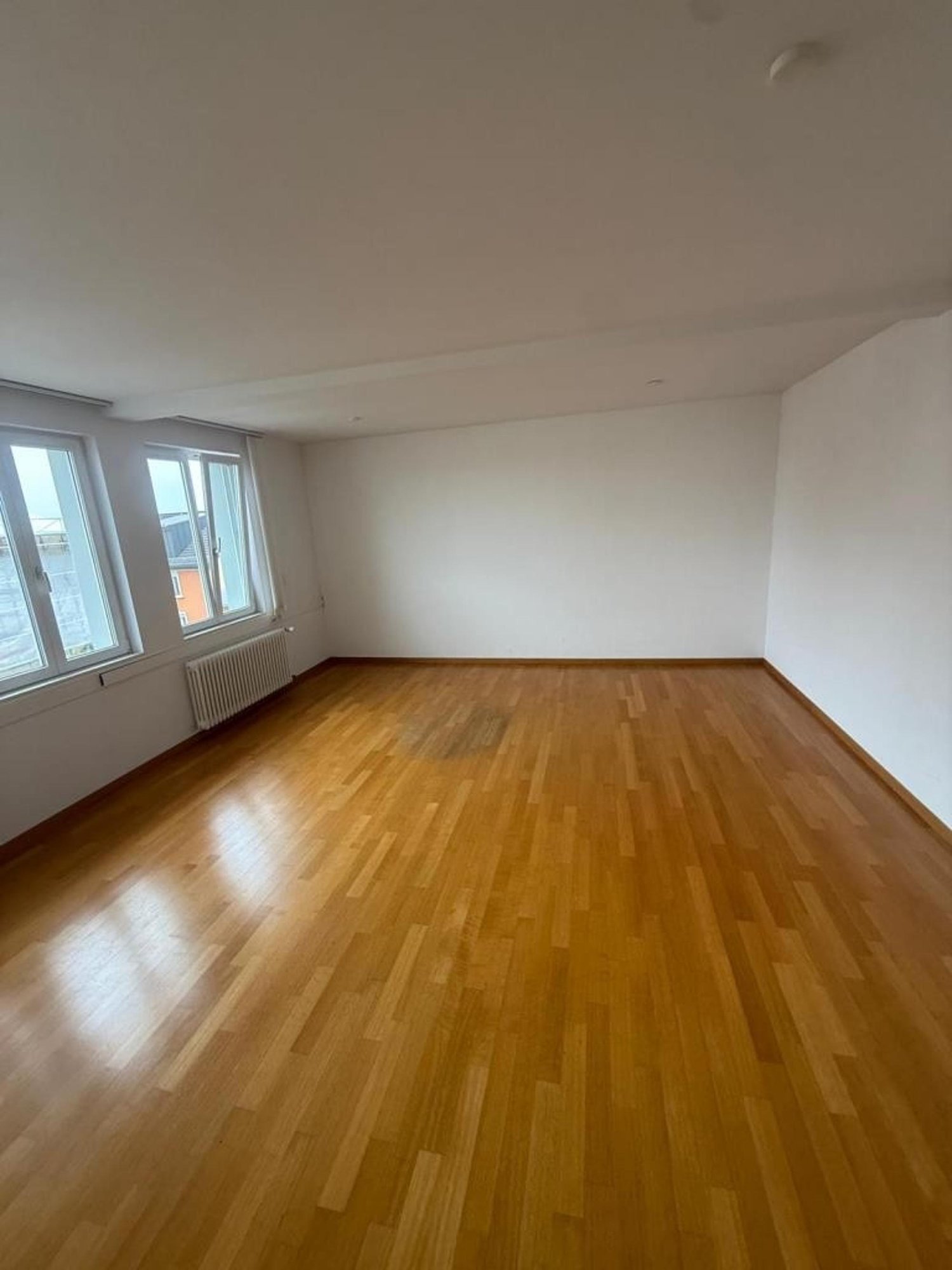 27m² office