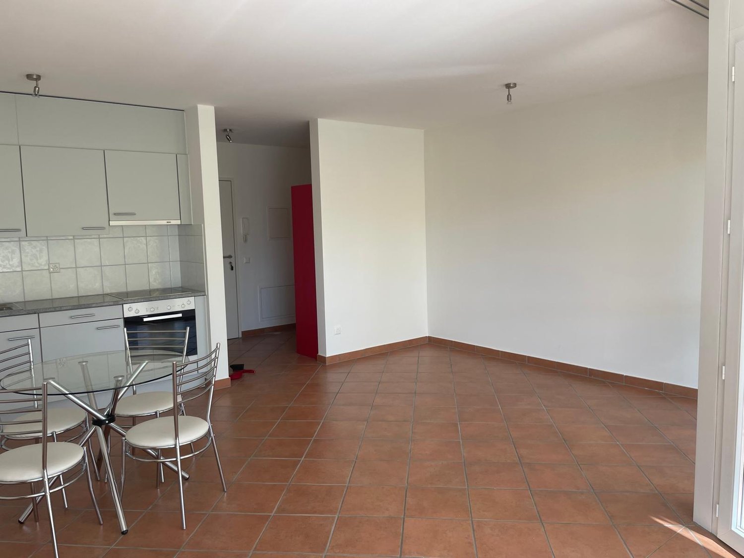 1 room apartment, Foto 7 von 10