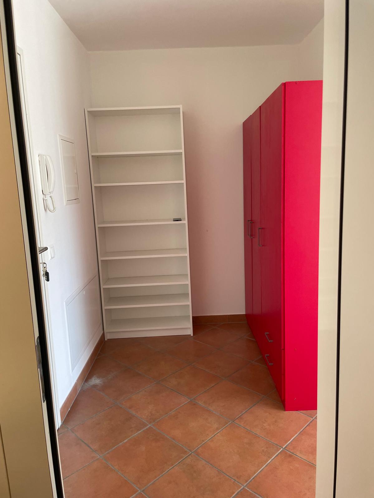 1 room apartment, Foto 8 von 10