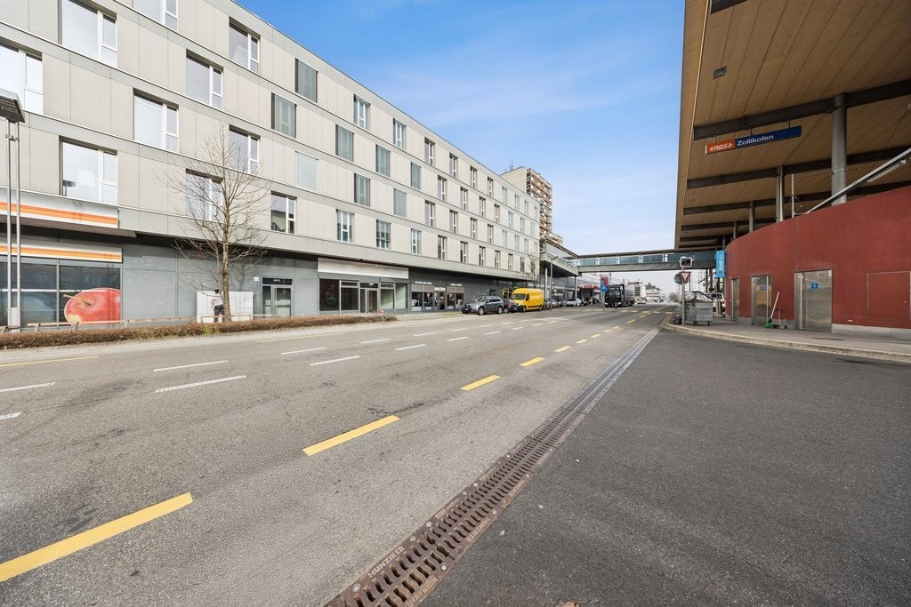 110m² office