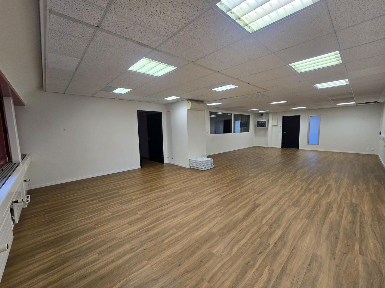 119m² office, Foto 1 von 7