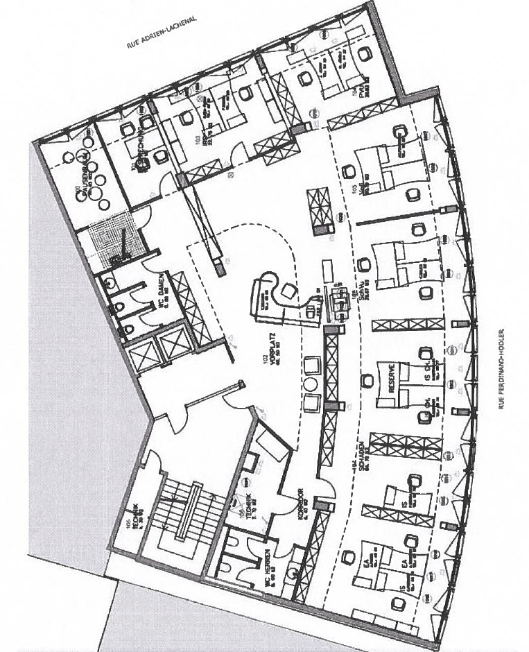 326m² office