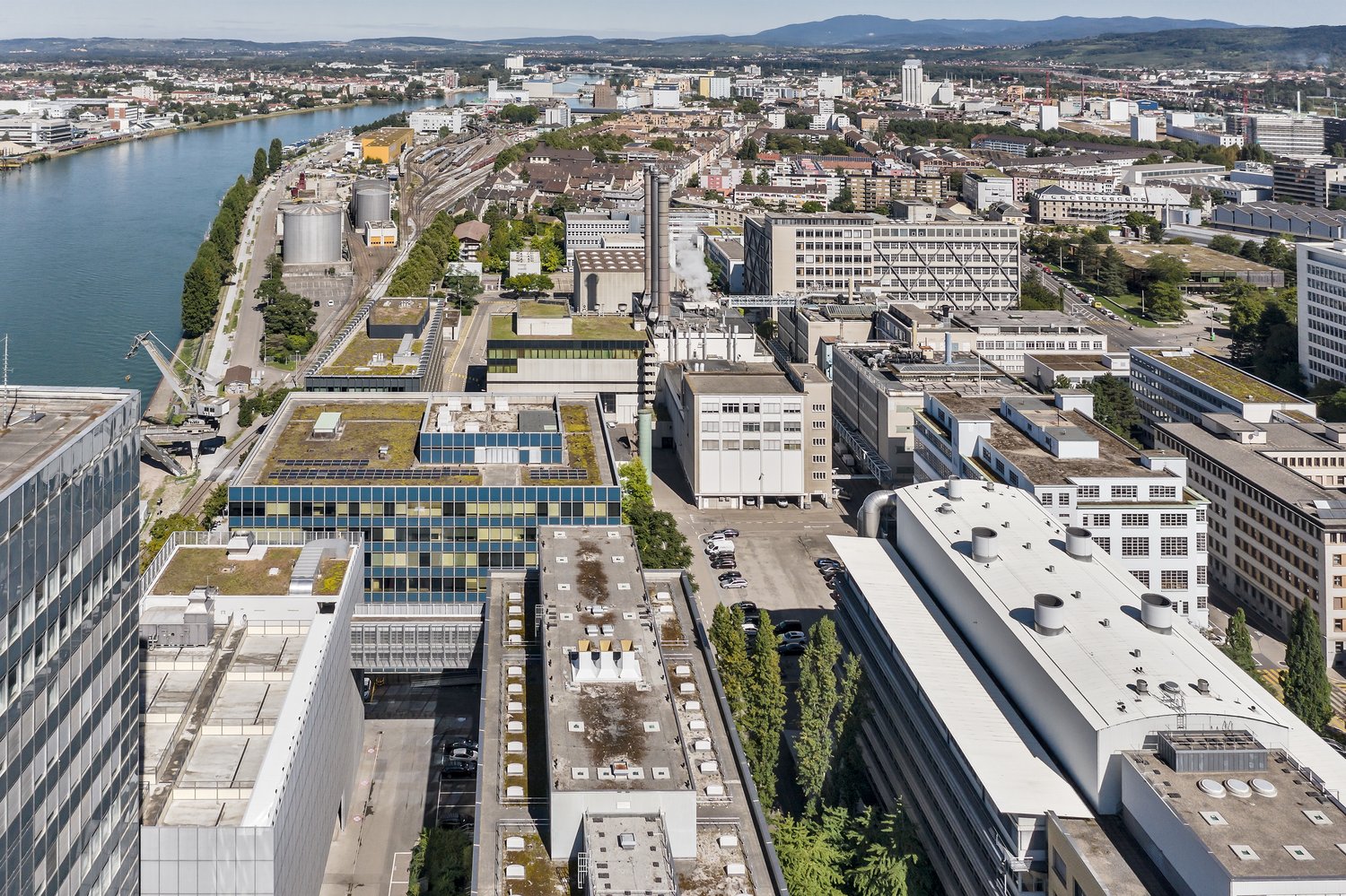 1420m² office