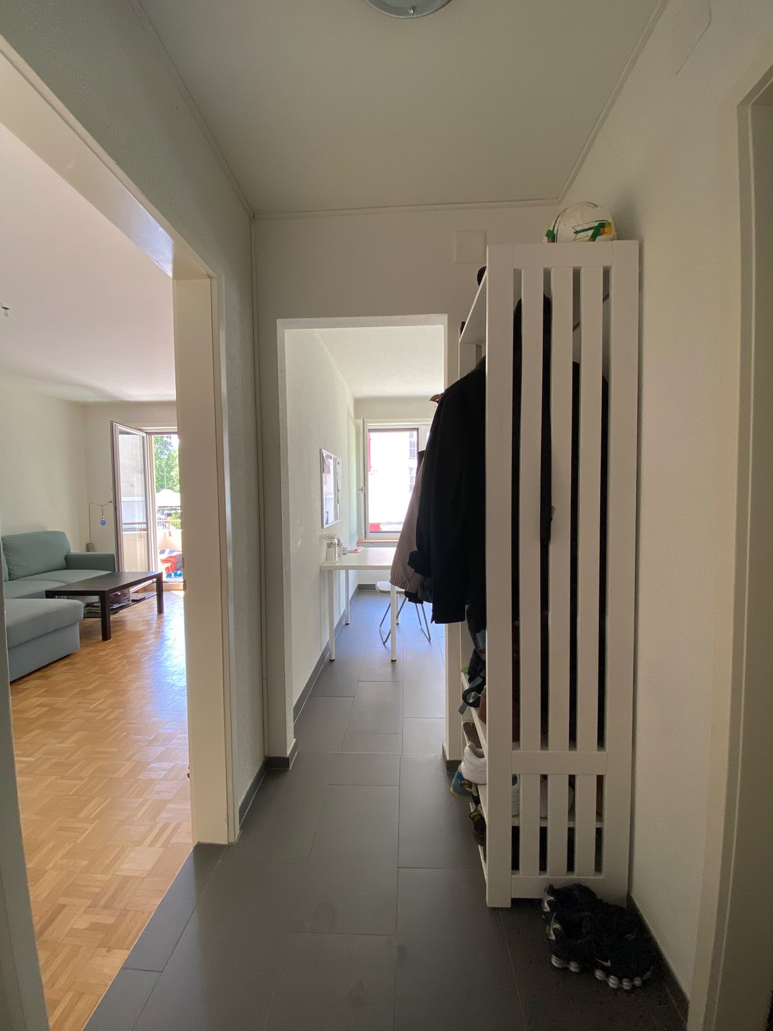 1 room apartment, Foto 2 von 7