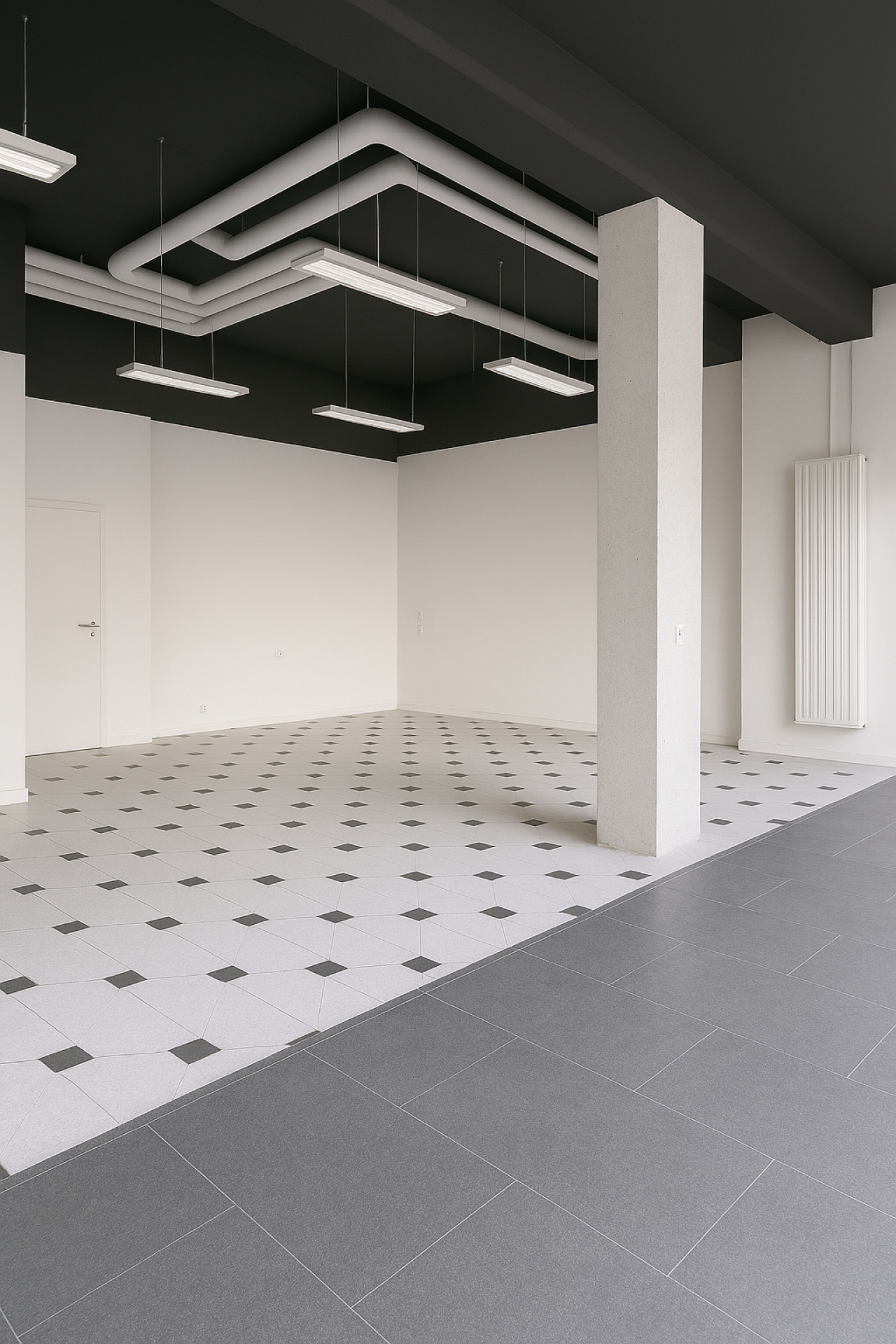 99m² commercial