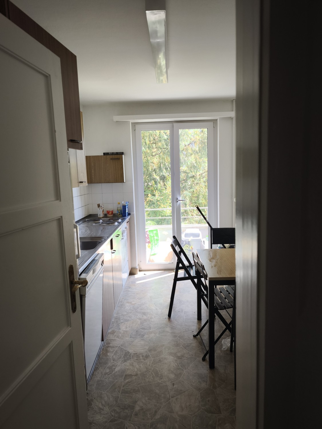 Chambre dans un appartement partagé