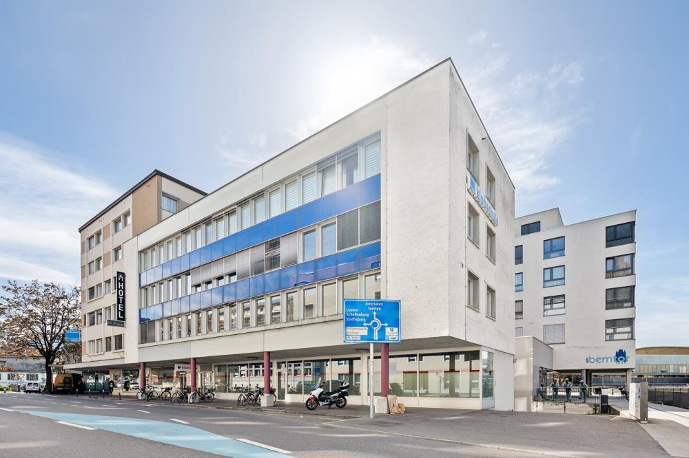 630m² commercial
