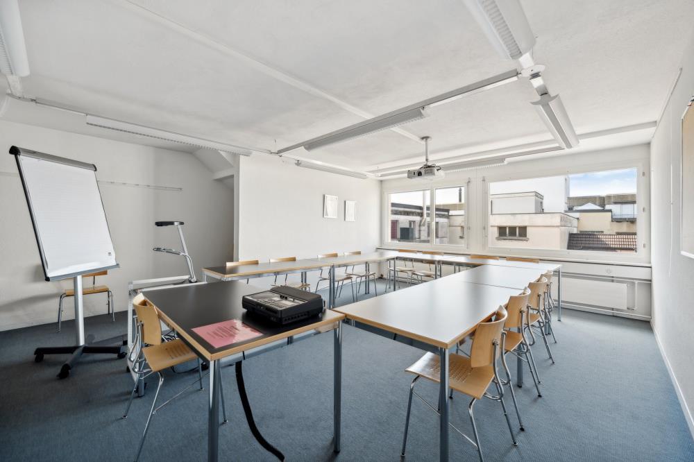 630m² commercial