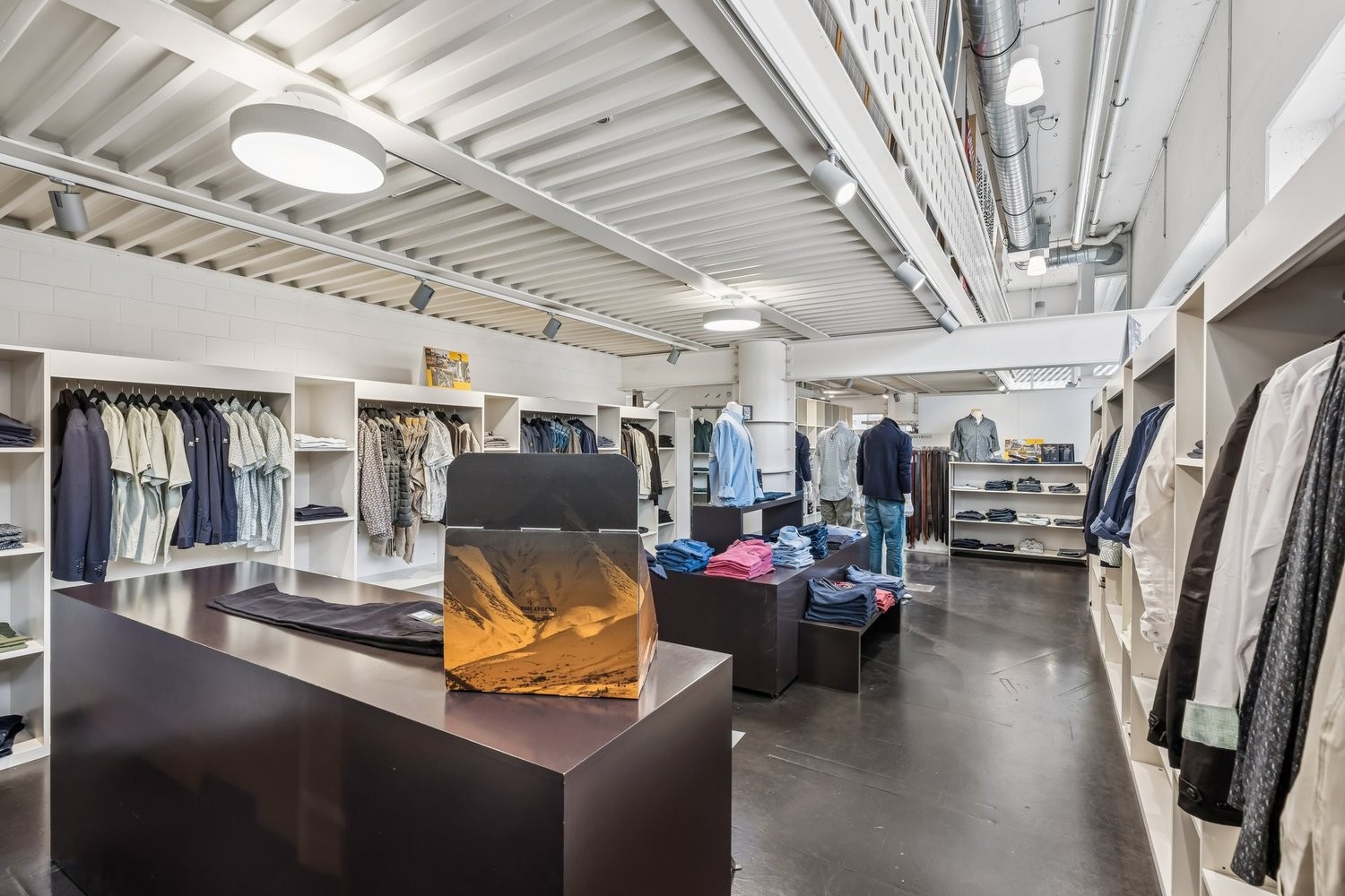 279m² shop, Foto 5 von 9