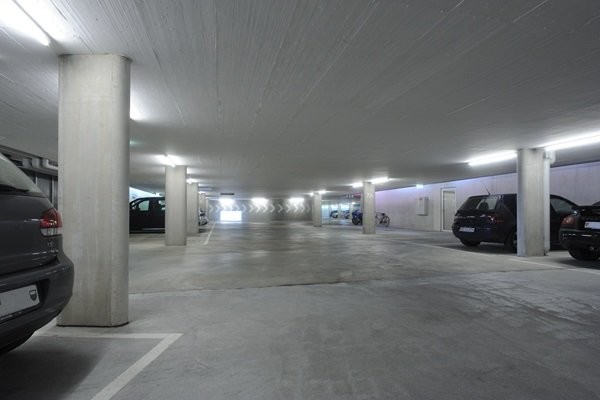 Tiefgaragenplatz, Foto 1 von 2