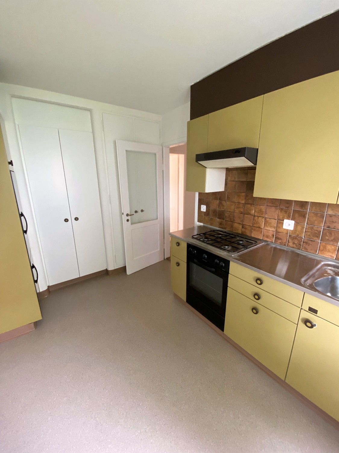 4 rooms apartment, Foto 6 von 6