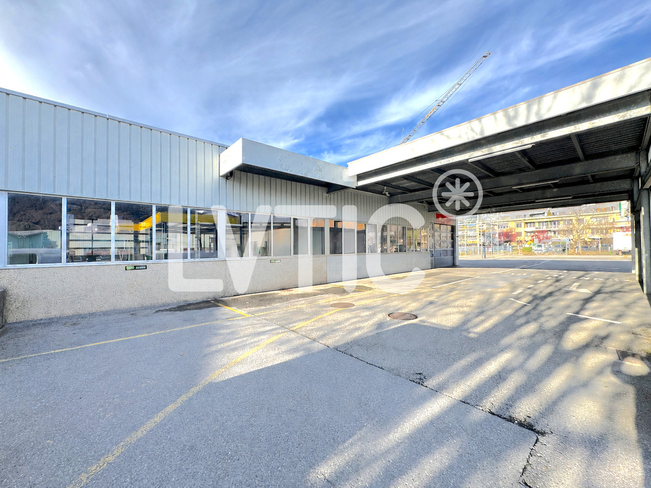 725m² industrial object