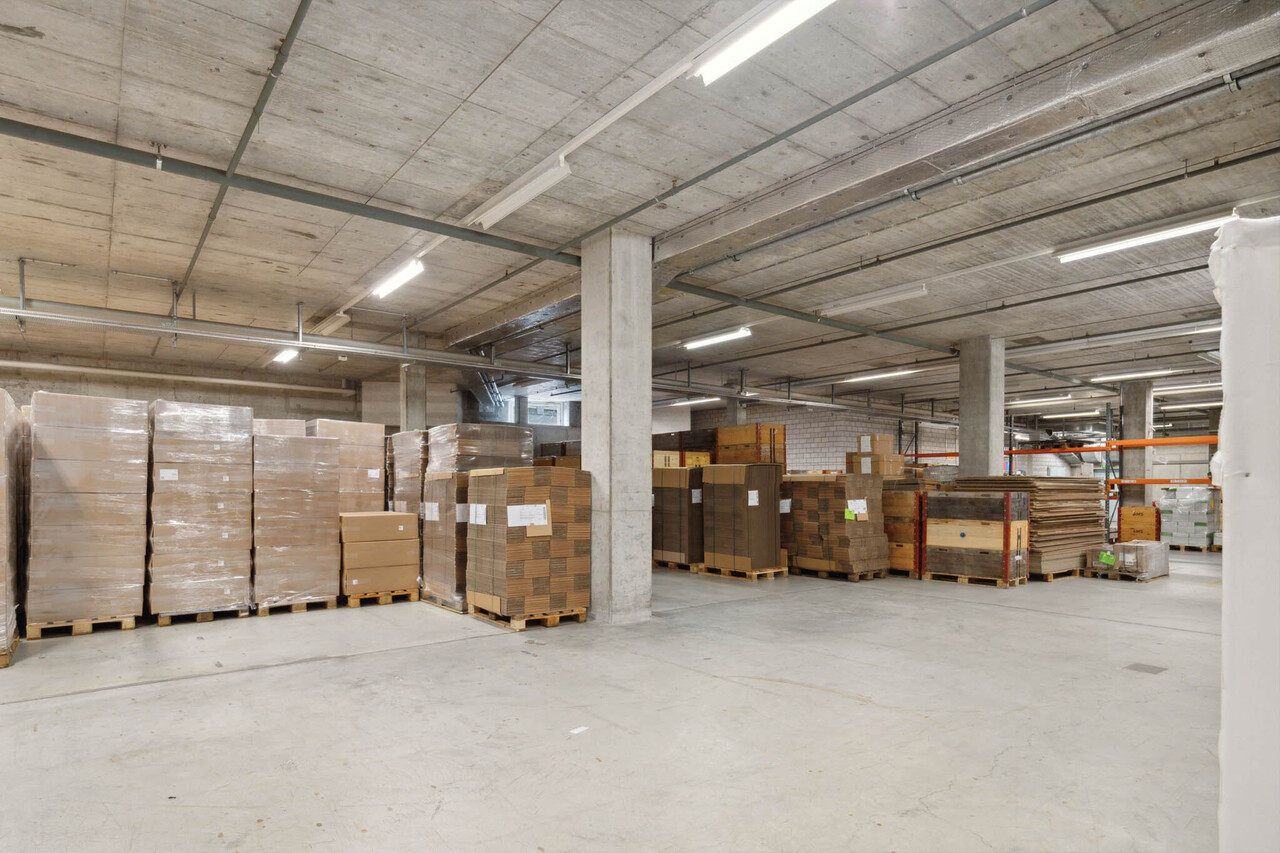 1260m² commercial