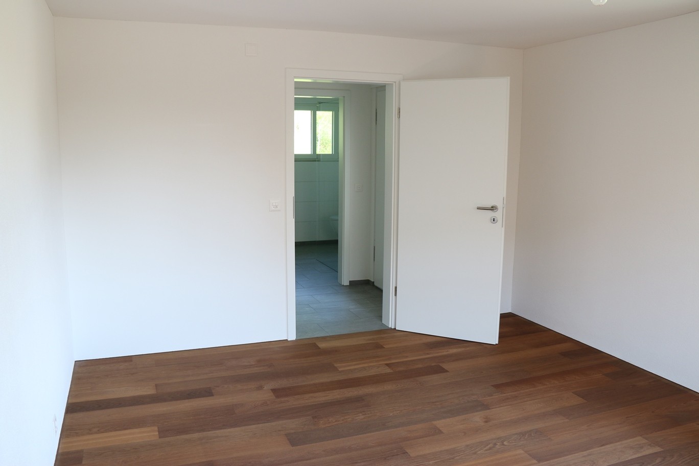 6 rooms single house