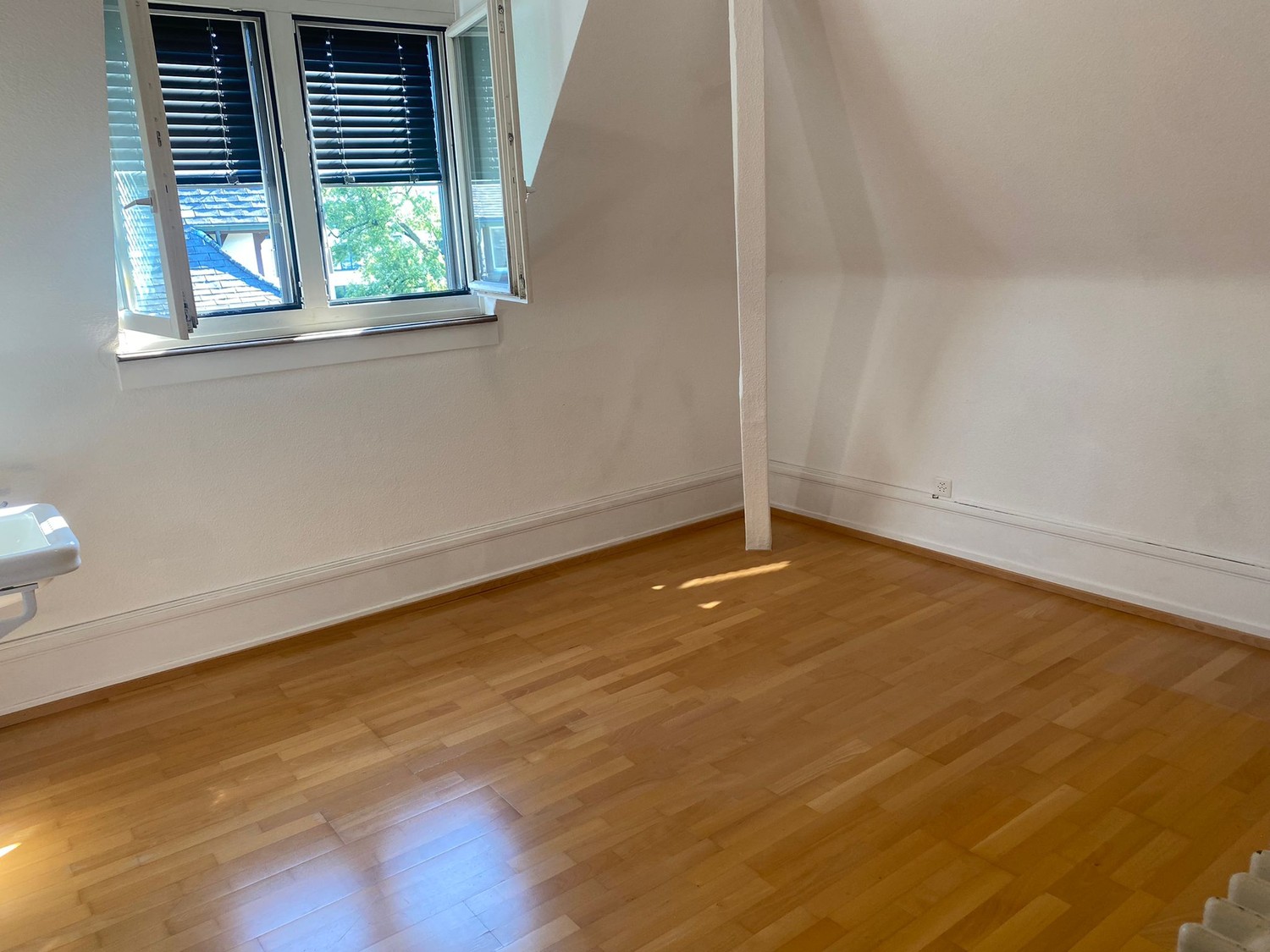 Room in a shared flat, Foto 1 von 4