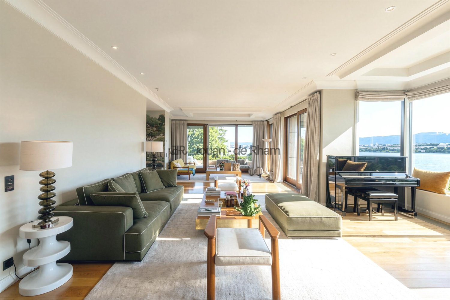 8-Zimmer-Wohnung