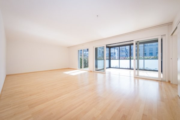 6 ½ Zimmer Wohnung, Foto 3 von 5