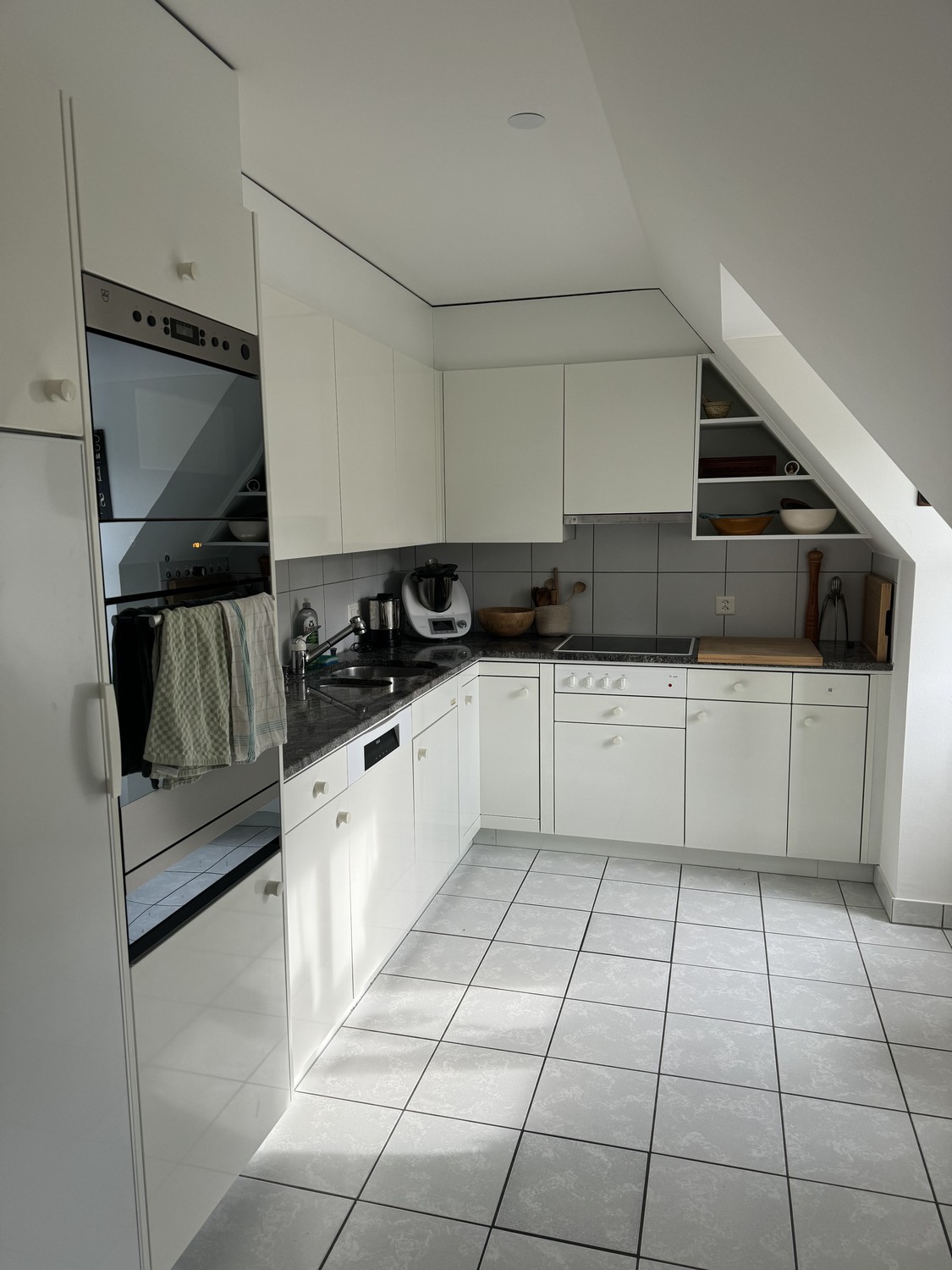Chambre dans un appartement partagé
