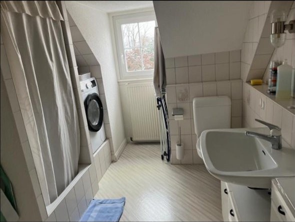 Room in a shared flat, Foto 3 von 3