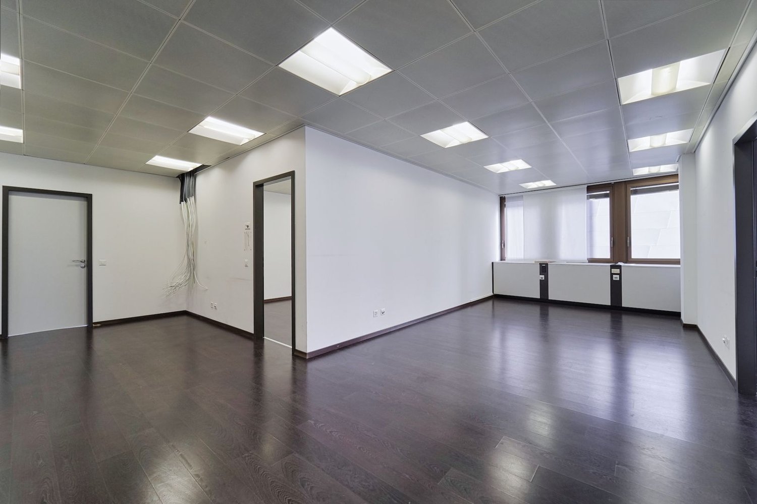 Office, Foto 1 von 5