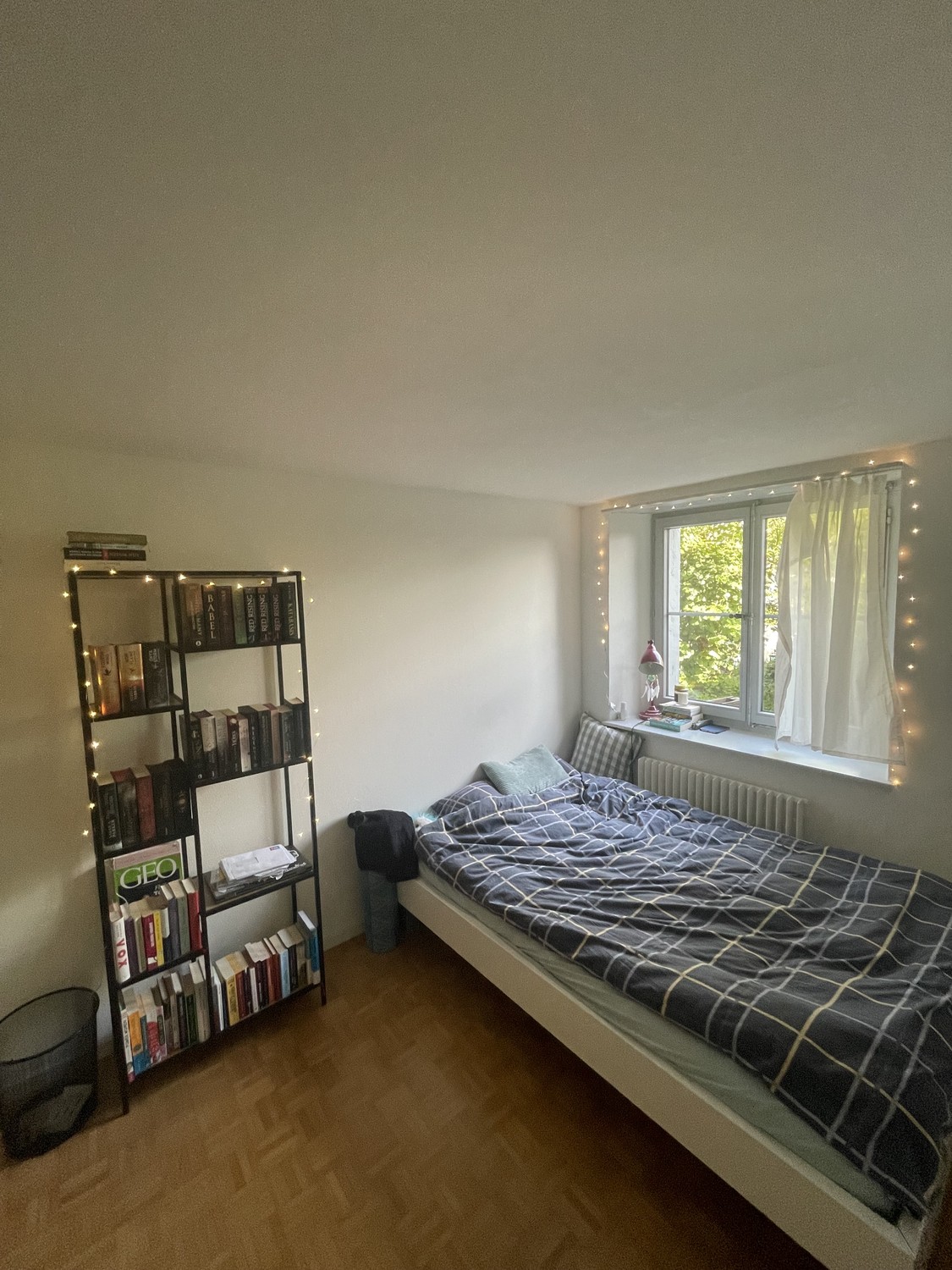 Room in a shared flat, Foto 2 von 3