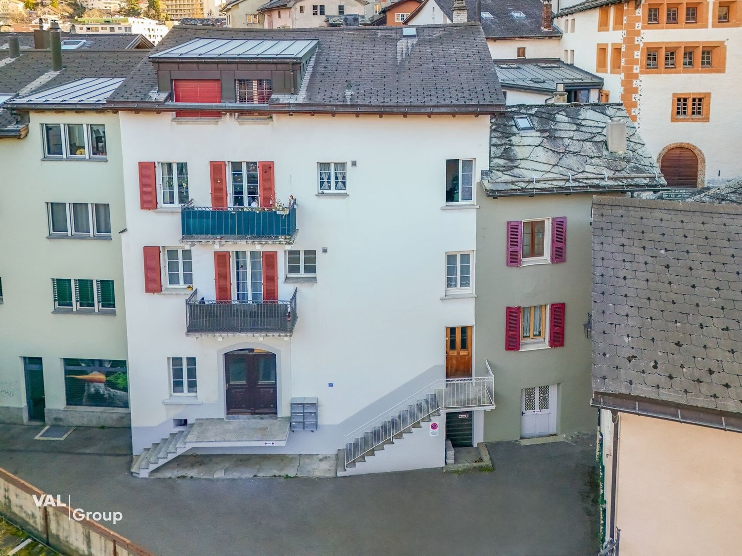 Multi family house, Foto 1 von 10