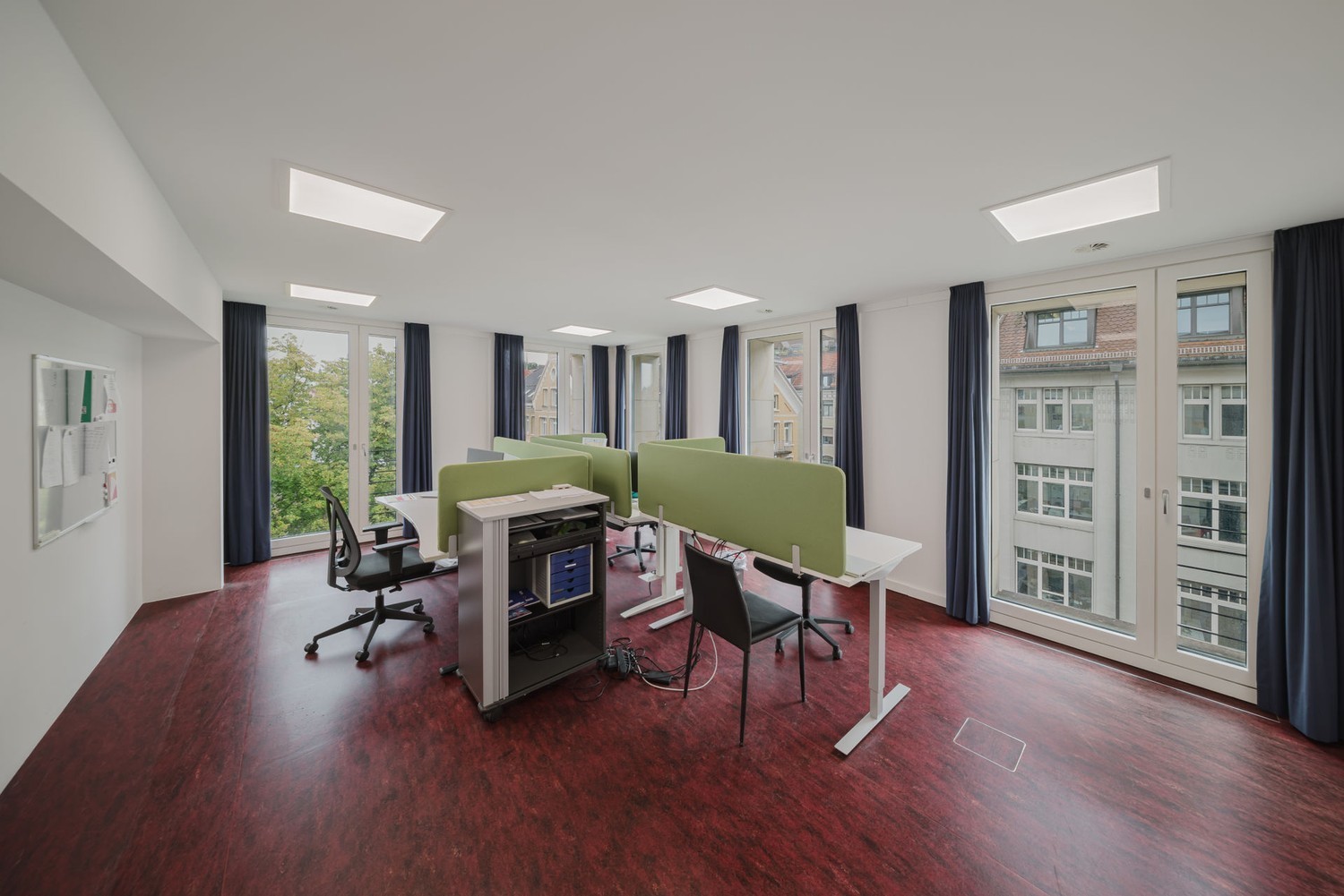 625m² commercial, Foto 1 von 10