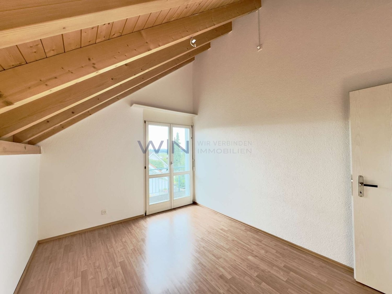 5 rooms single house