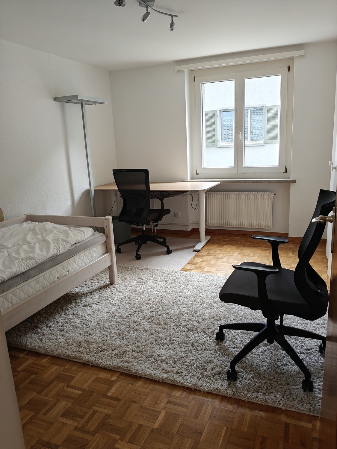Room in a shared flat, Foto 1 von 6