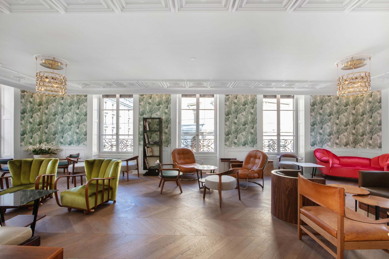 60m² office