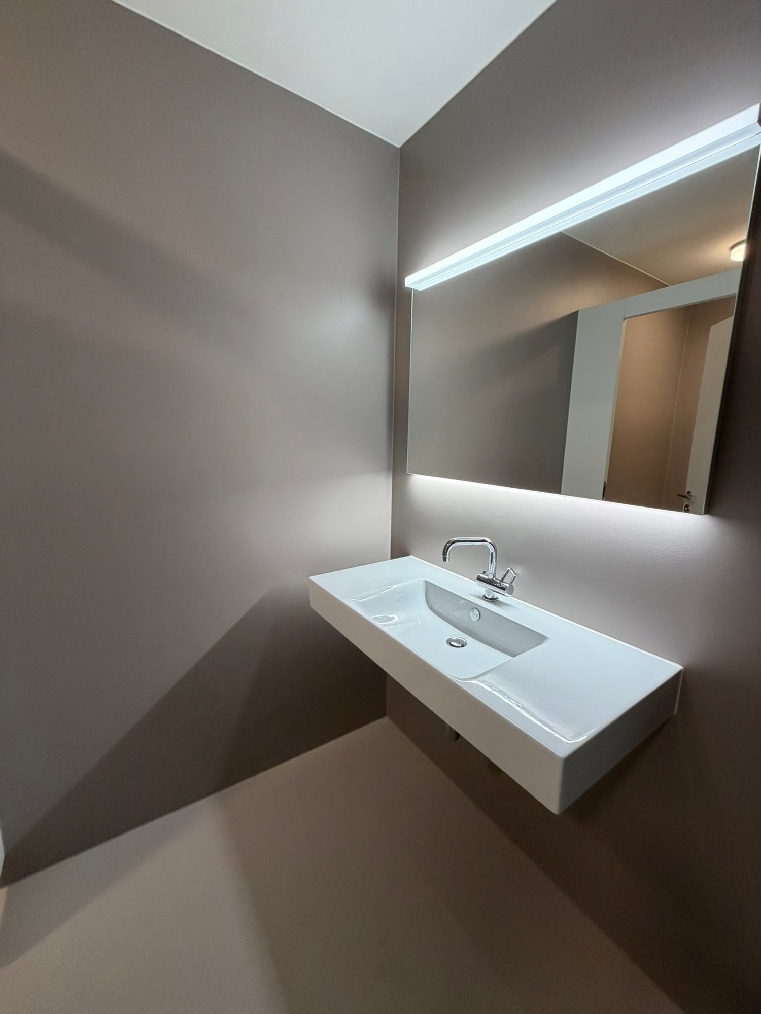 26m² office