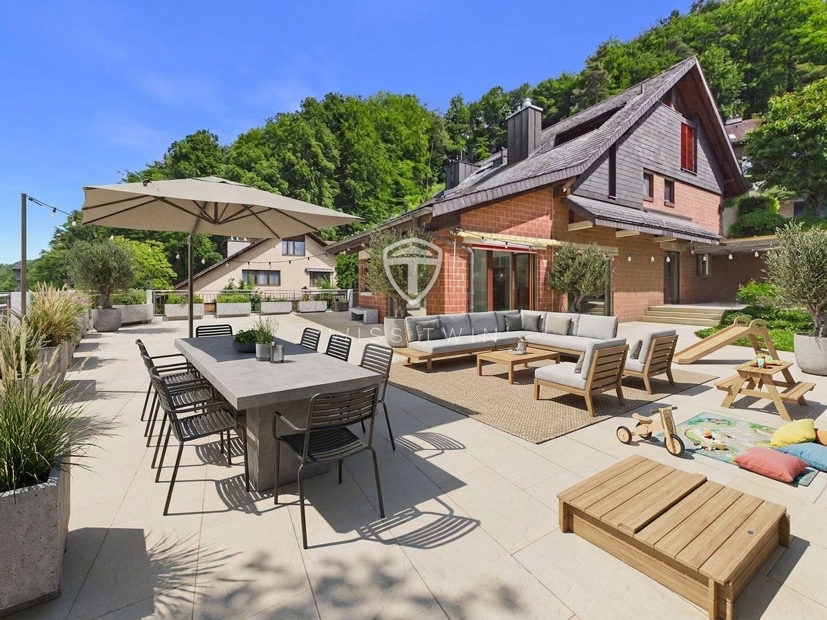 Casa a schiera con terrazza di 6 ½ locali