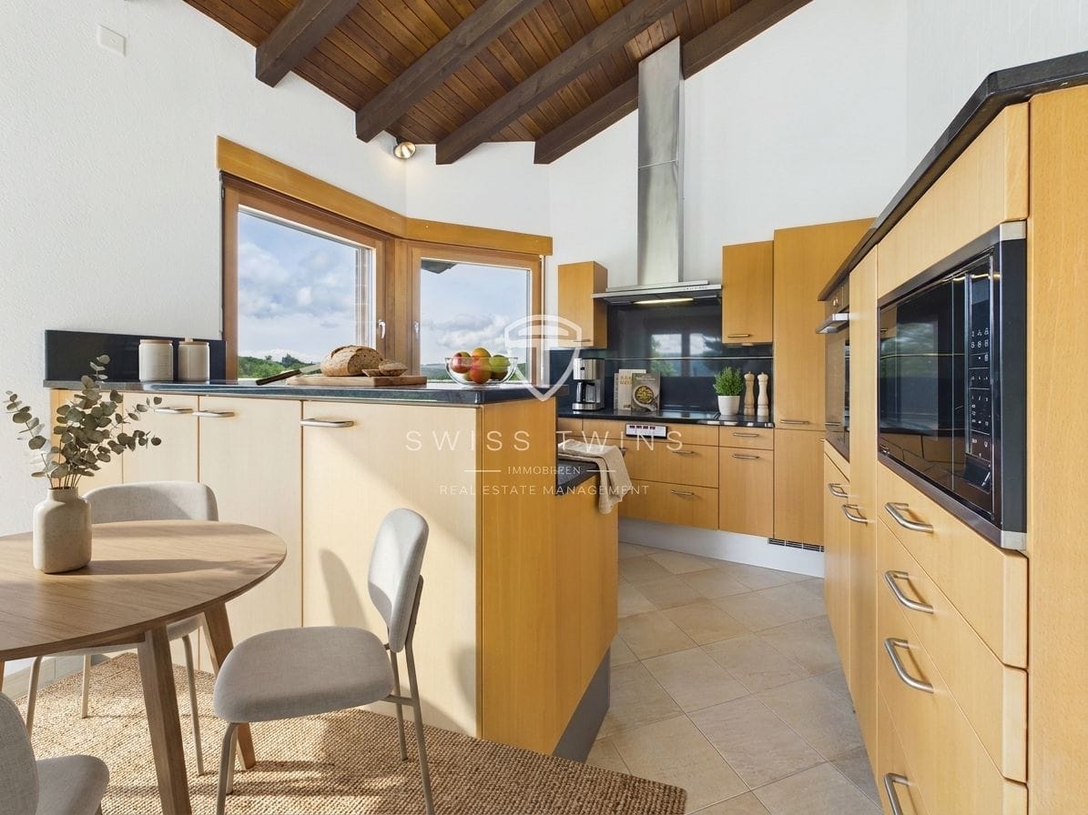 Casa a schiera con terrazza di 6 ½ locali