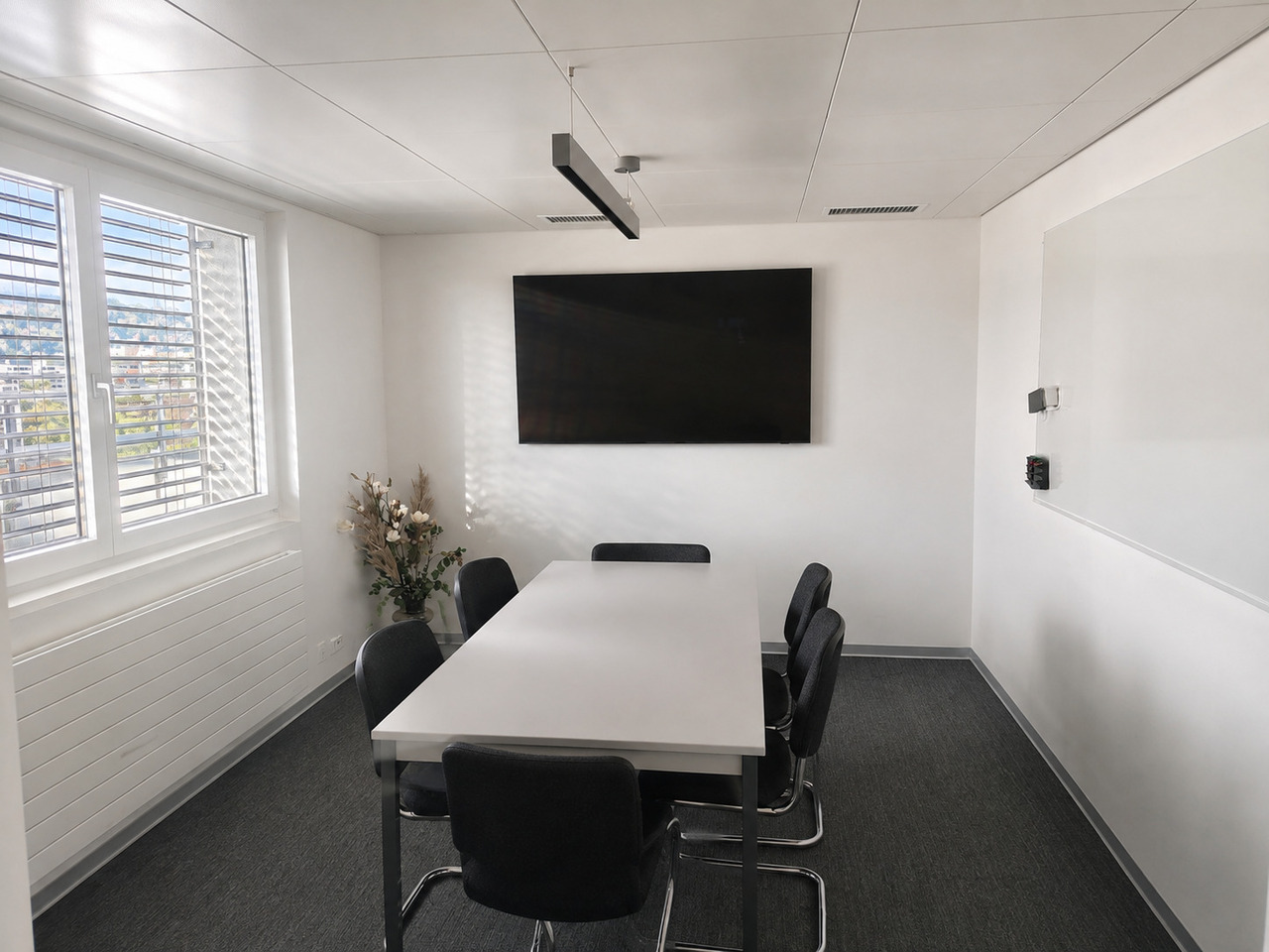 97m² office, Foto 1 von 5